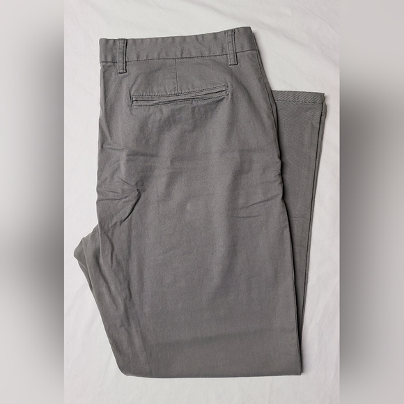 Old Navy Other - Old Navy Mens Ultimate Straight W38 L30